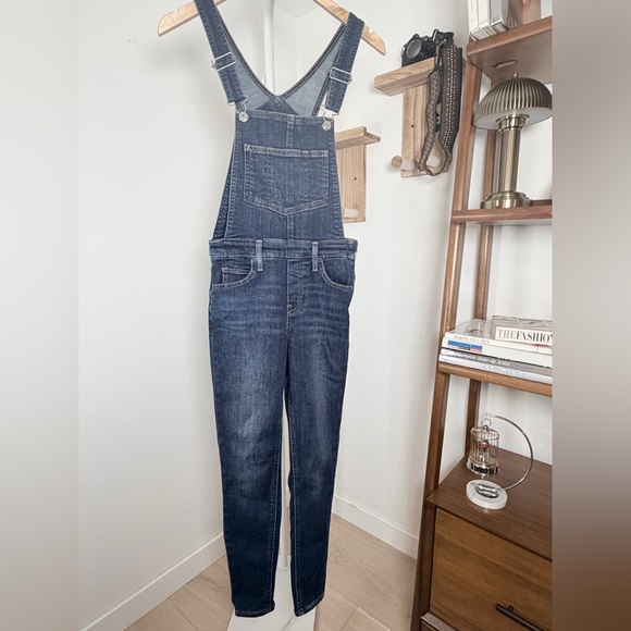 Levi’s Denim Skinny Blue Jean Overalls Size 24 Like New - Picture 2 of 8